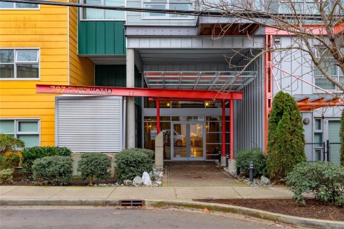 109-797 Tyee Rd, Victoria, BC - Outdoor