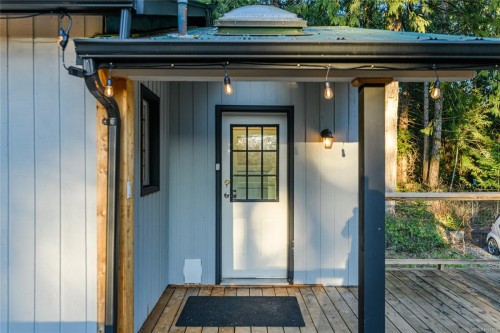 170 Thomas Rd, Salt Spring, BC 