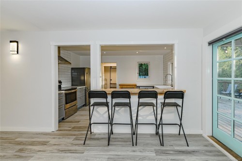 170 Thomas Rd, Salt Spring, BC 