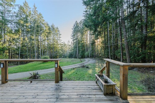 170 Thomas Rd, Salt Spring, BC 