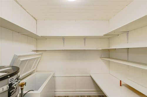 170 Thomas Rd, Salt Spring, BC 