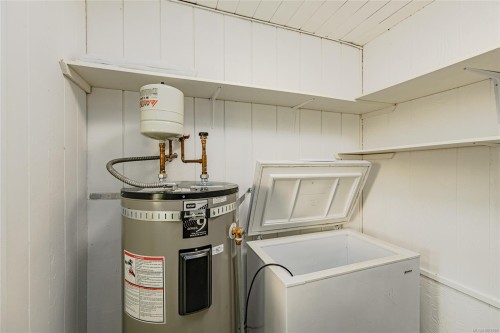 170 Thomas Rd, Salt Spring, BC 