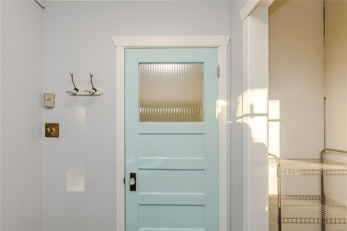 170 Thomas Rd, Salt Spring, BC 