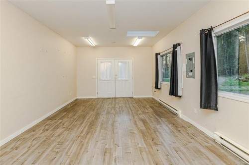 170 Thomas Rd, Salt Spring, BC 