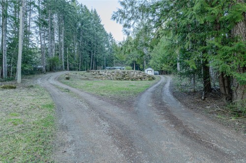 170 Thomas Rd, Salt Spring, BC 