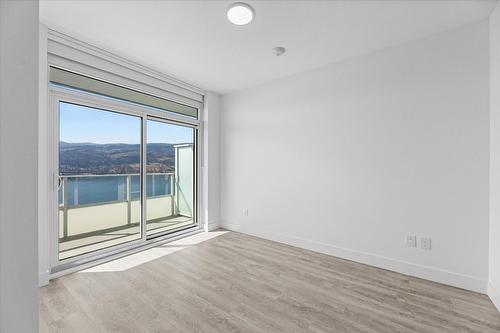 3307-1626 Water Street, Kelowna, BC - Indoor Photo Showing Other Room
