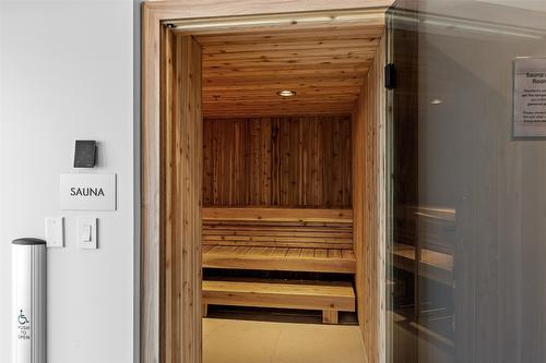 3307-1626 Water Street, Kelowna, BC - Indoor Photo Showing Other Room