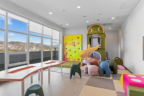 3307-1626 Water Street, Kelowna, BC - Indoor Photo Showing Other Room