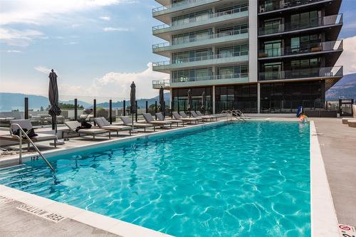 3307-1626 Water Street, Kelowna, BC - Outdoor With In Ground Pool