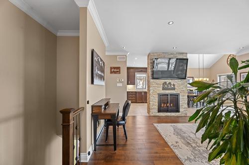 Salon - 22 Rue Des Gemmes, Sainte-Marguerite-Du-Lac-Masson, QC - Indoor With Fireplace