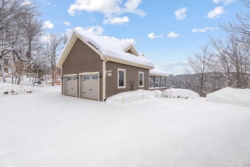 Garage - 22 Rue Des Gemmes, Sainte-Marguerite-Du-Lac-Masson, QC - Outdoor