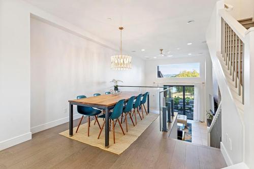 13-3756 Lakeshore Road, Kelowna, BC - Indoor Photo Showing Dining Room