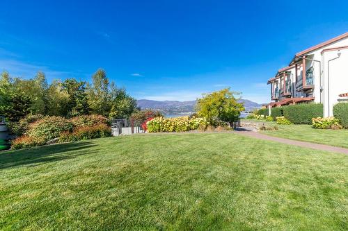 13-3756 Lakeshore Road, Kelowna, BC - Outdoor