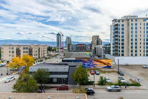 511-1290 St. Paul Street, Kelowna, BC - Outdoor With View