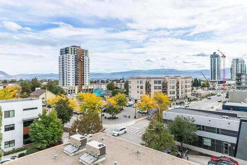 511-1290 St. Paul Street, Kelowna, BC - Outdoor With View