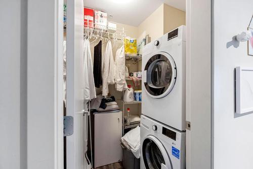 511-1290 St. Paul Street, Kelowna, BC - Indoor Photo Showing Laundry Room