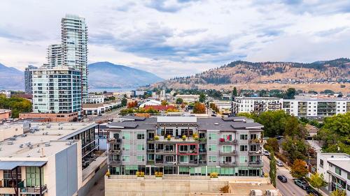 511-1290 St. Paul Street, Kelowna, BC - Outdoor With View