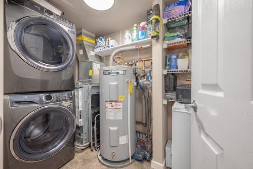 213-3550 Woodsdale Road, Lake Country, BC - Indoor Photo Showing Laundry Room