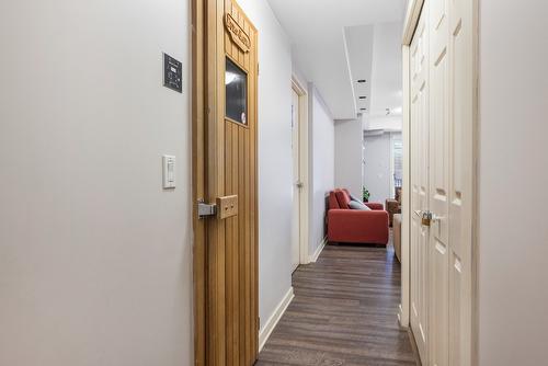 213-3550 Woodsdale Road, Lake Country, BC - Indoor Photo Showing Other Room