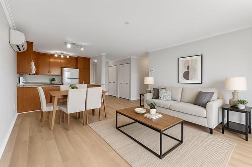 Vue d'ensemble - 405-5220 Boul. Des Sources, Montréal (Pierrefonds-Roxboro), QC - Indoor Photo Showing Living Room