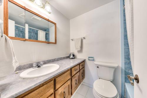 Salle de bains - 3246  - 3250 Boul. Notre-Dame, Laval (Chomedey), QC - Indoor Photo Showing Bathroom