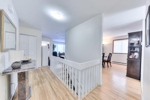 Escalier - 3246  - 3250 Boul. Notre-Dame, Laval (Chomedey), QC - Indoor Photo Showing Other Room