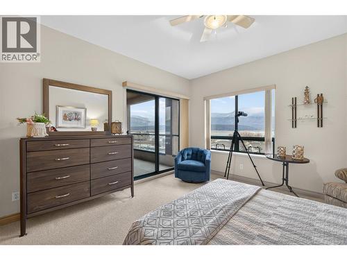 571 6 Street Ne Unit# 302, Salmon Arm, BC - Indoor Photo Showing Bedroom