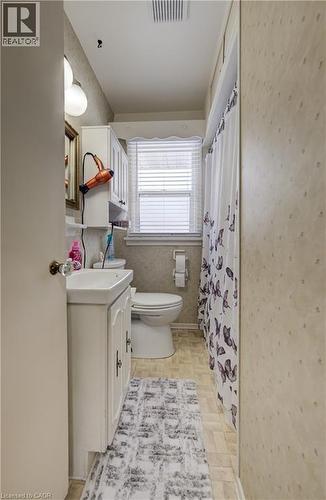 33 Elginfield Drive, Guelph, ON - Indoor Photo Showing Other Room