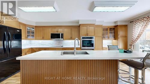 46 Furrow Drive, Whitby (Rolling Acres), ON - Indoor Photo Showing Kitchen