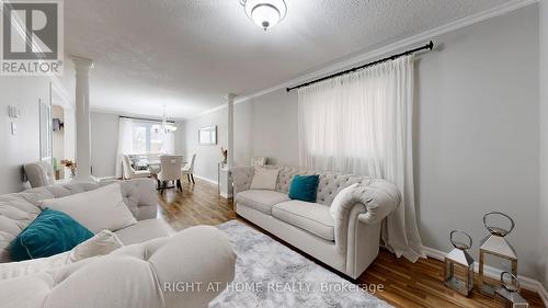 46 Furrow Drive, Whitby (Rolling Acres), ON - Indoor Photo Showing Living Room