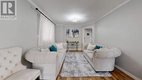 46 Furrow Drive, Whitby (Rolling Acres), ON - Indoor