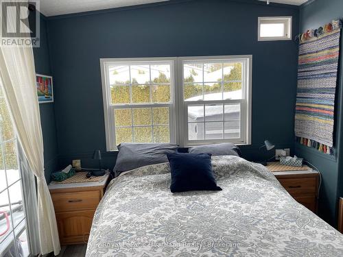24 Rowan Rd - 77307 Bluewater Highway, Bluewater (Bayfield), ON - Indoor Photo Showing Bedroom