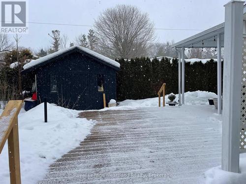 24 Rowan Rd - 77307 Bluewater Highway, Bluewater (Bayfield), ON - Outdoor