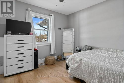 5123 County Road 4, Stone Mills (Stone Mills), ON - Indoor Photo Showing Bedroom