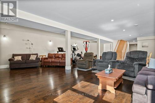 5123 County Road 4, Stone Mills (Stone Mills), ON - Indoor Photo Showing Living Room