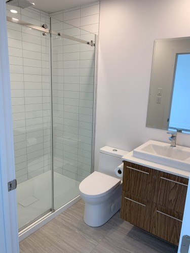 Salle de bains attenante à la CCP - 602-50 Rue D'Ambre, Candiac, QC - Indoor Photo Showing Bathroom