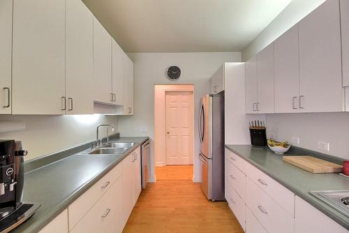 Cuisine - 157 Sent. Des Fougères, Val-D'Or, QC - Indoor Photo Showing Kitchen With Double Sink
