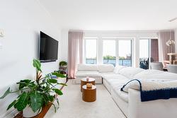 704A-800 Rue Muir  Montréal (Saint-Laurent), QC H4L 5N5