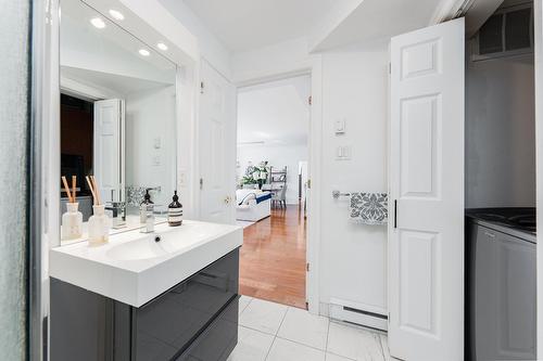 Salle de bains - 704A-800 Rue Muir, Montréal (Saint-Laurent), QC - Indoor Photo Showing Bathroom