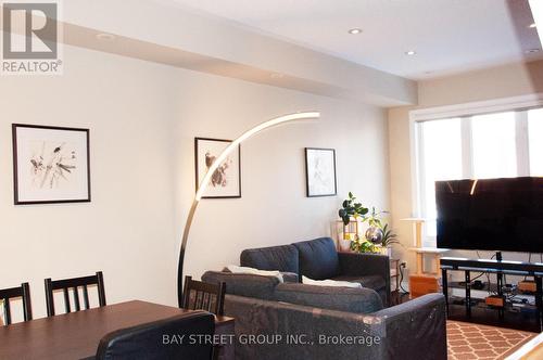 57 Galleria Parkway, Markham, ON - Indoor