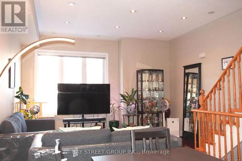 57 Galleria Parkway, Markham, ON - Indoor