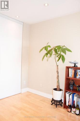 57 Galleria Parkway, Markham, ON - Indoor Photo Showing Other Room