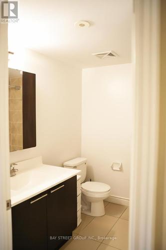 57 Galleria Parkway, Markham, ON - Indoor Photo Showing Bathroom