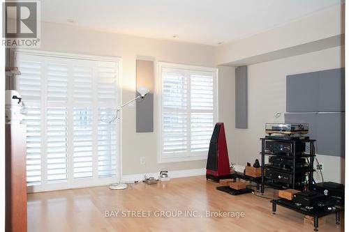 57 Galleria Parkway, Markham, ON - Indoor