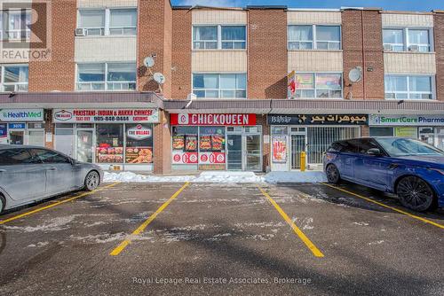 Main - 3071 Hurontario Street, Mississauga, ON 