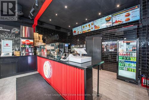 Main - 3071 Hurontario Street, Mississauga, ON 