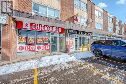 Main - 3071 Hurontario Street, Mississauga, ON 