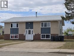 1411 111th STREET North Battleford, SK S9A 2K7