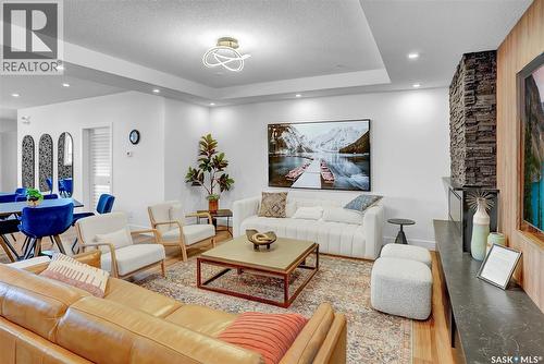 206 3581 Evans Court, Regina, SK - Indoor Photo Showing Living Room