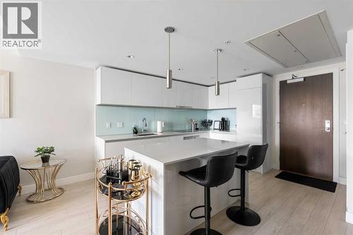 808, 1188 3 Street Se, Calgary, AB - Indoor Photo Showing Kitchen With Upgraded Kitchen